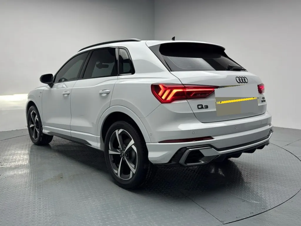 Audi 2026 Q3 1.5TFSI 35TFSI 45th Anniversary Collection Edition Quattro Fashion Dynamic Automatic Gear 4