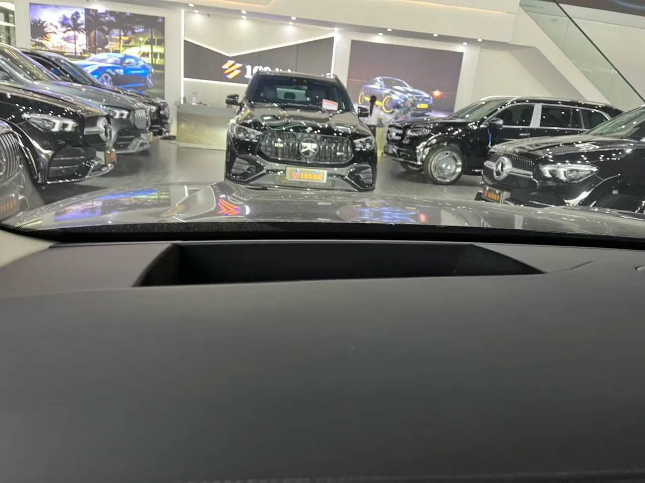NIO 2026 ES8 6-seat executive deluxe automatic gear 11