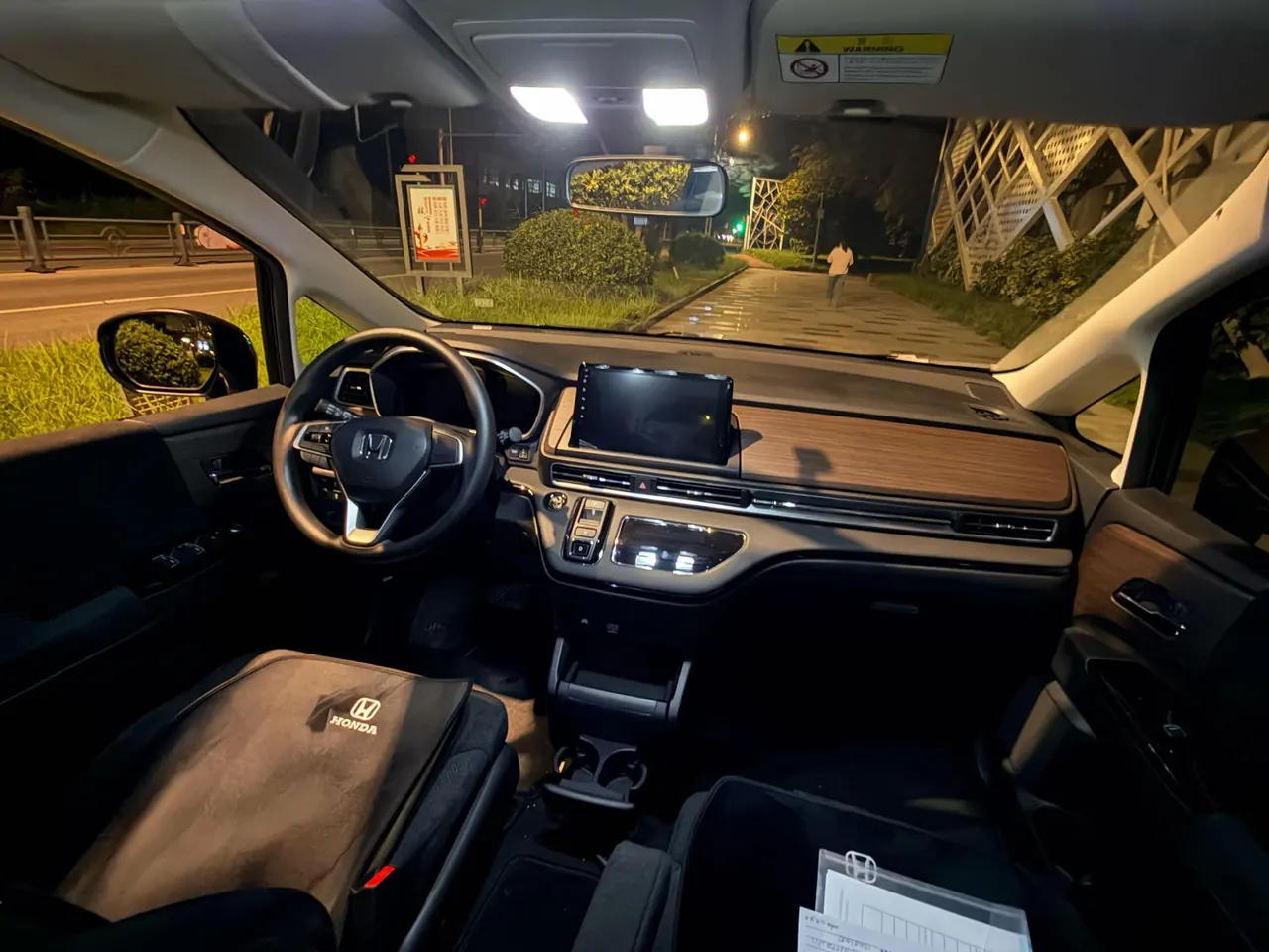 Honda 2026 Odyssey Hybrid 2.0 Stepless Sharp and Pleasant Edition Automatic Gear 5