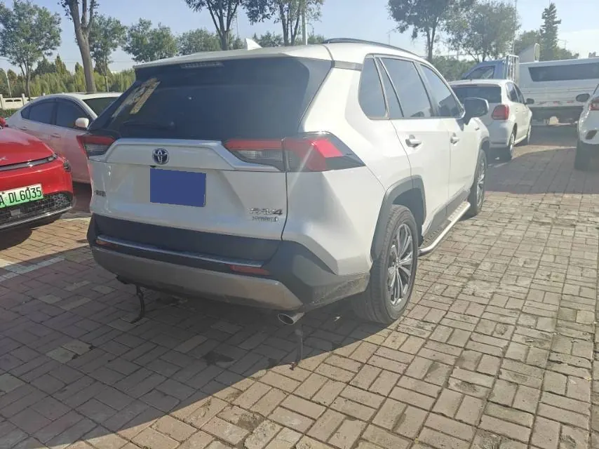 Toyota 2023 RAV4 Rongfang Double Engine 2.5 Stepless Two-Drive Elite Automatic Gear 4