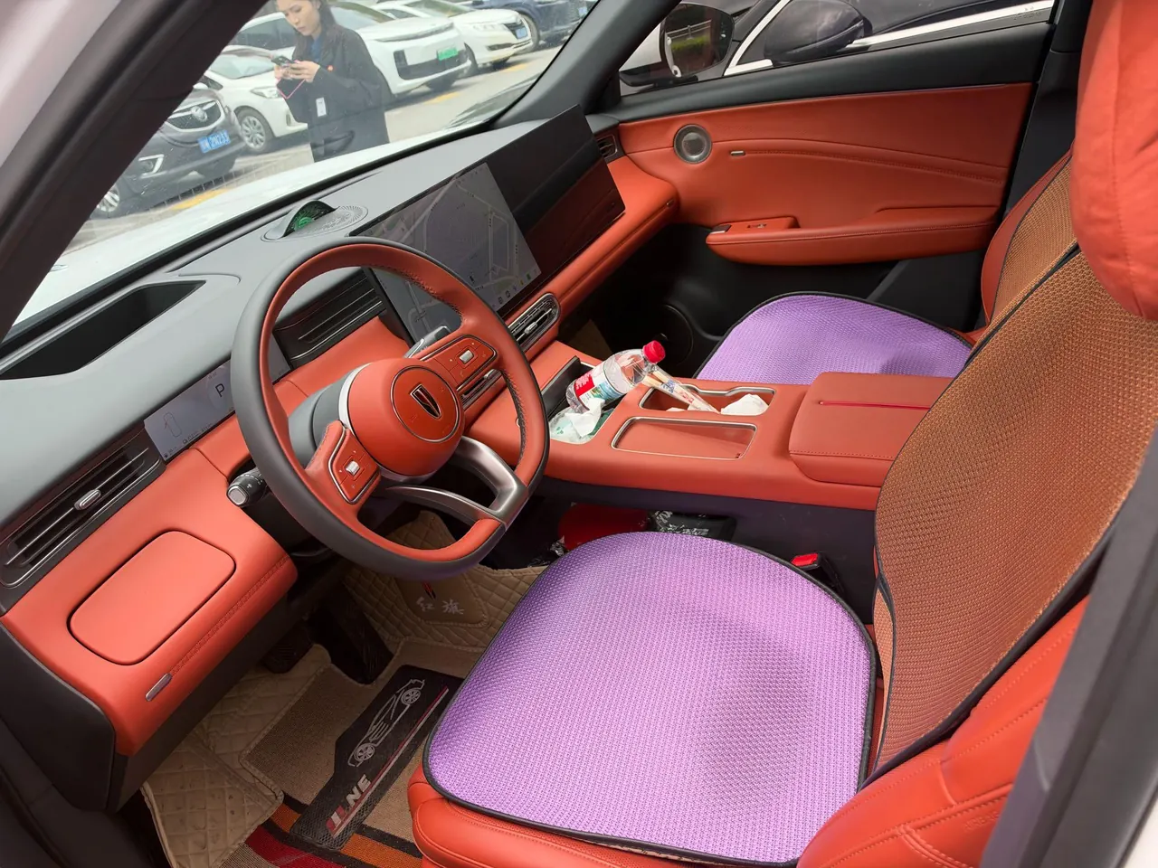 HongQi 2026 HS6 PHEV 1.5T 240 Smart Hybrid Automatic Gear 4