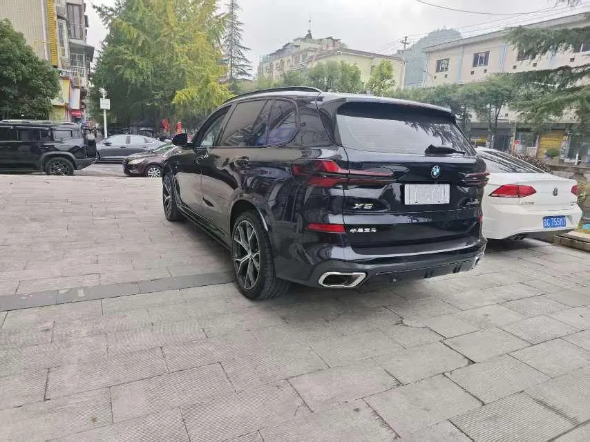 BMW 2023 X5 xDrive30Li 48V 2.0T exclusive M sports suit automatic gear 3