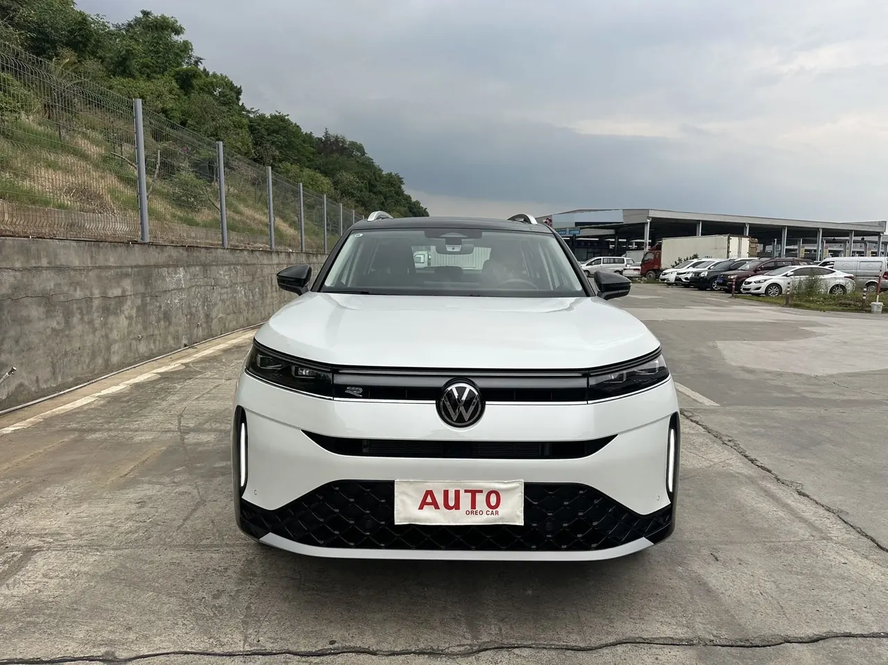 Volkswagen 2026 models of the tour 2.0TSI 450TSI four-wheel drive extreme version of the automatic gear 2