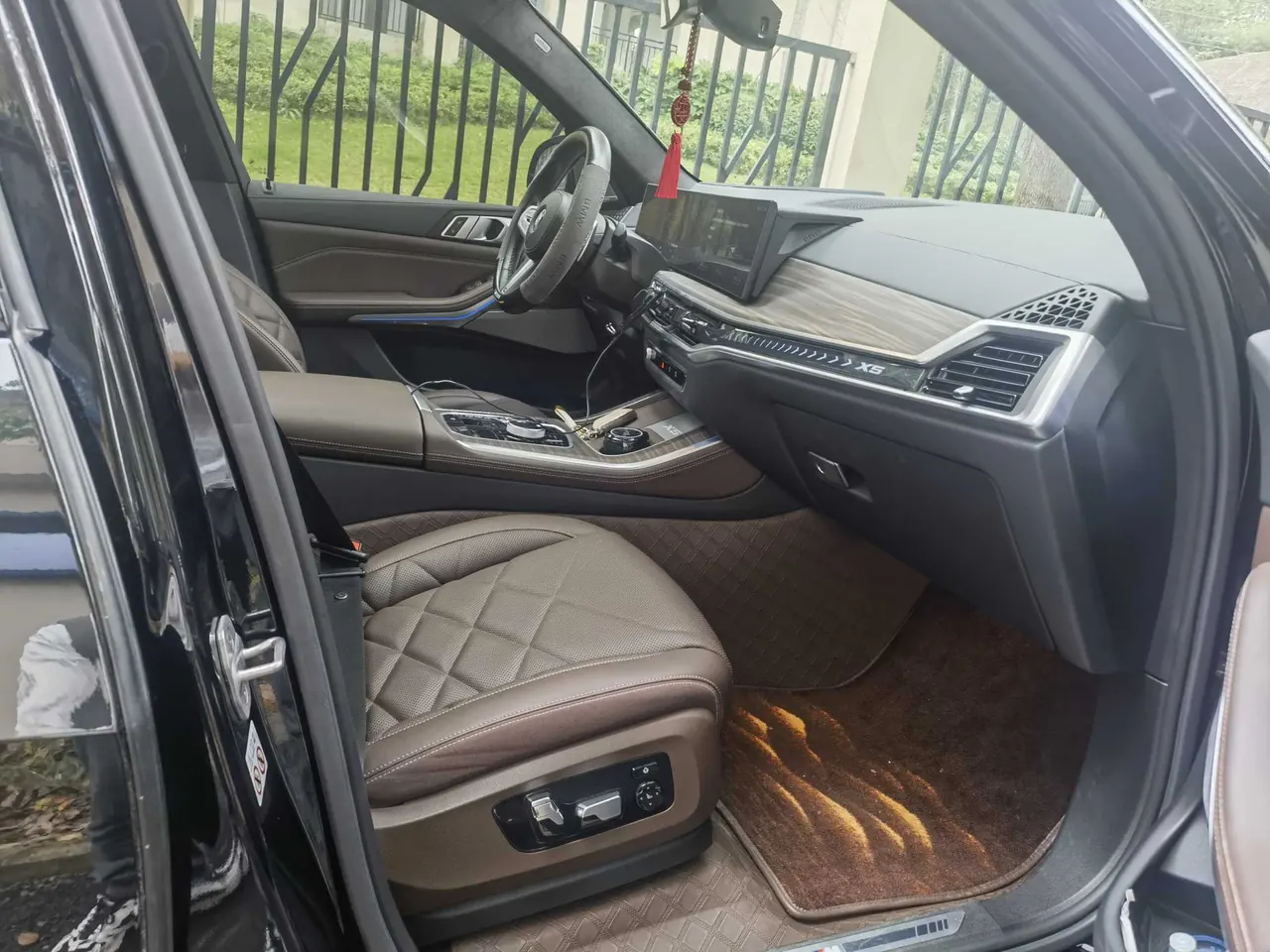 BMW 2023 X5 xDrive40Li 48V 3.0T M sports suit automatic gear 4