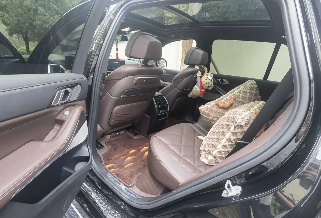 BMW 2023 X5 xDrive40Li 48V 3.0T M sports suit automatic gear 7