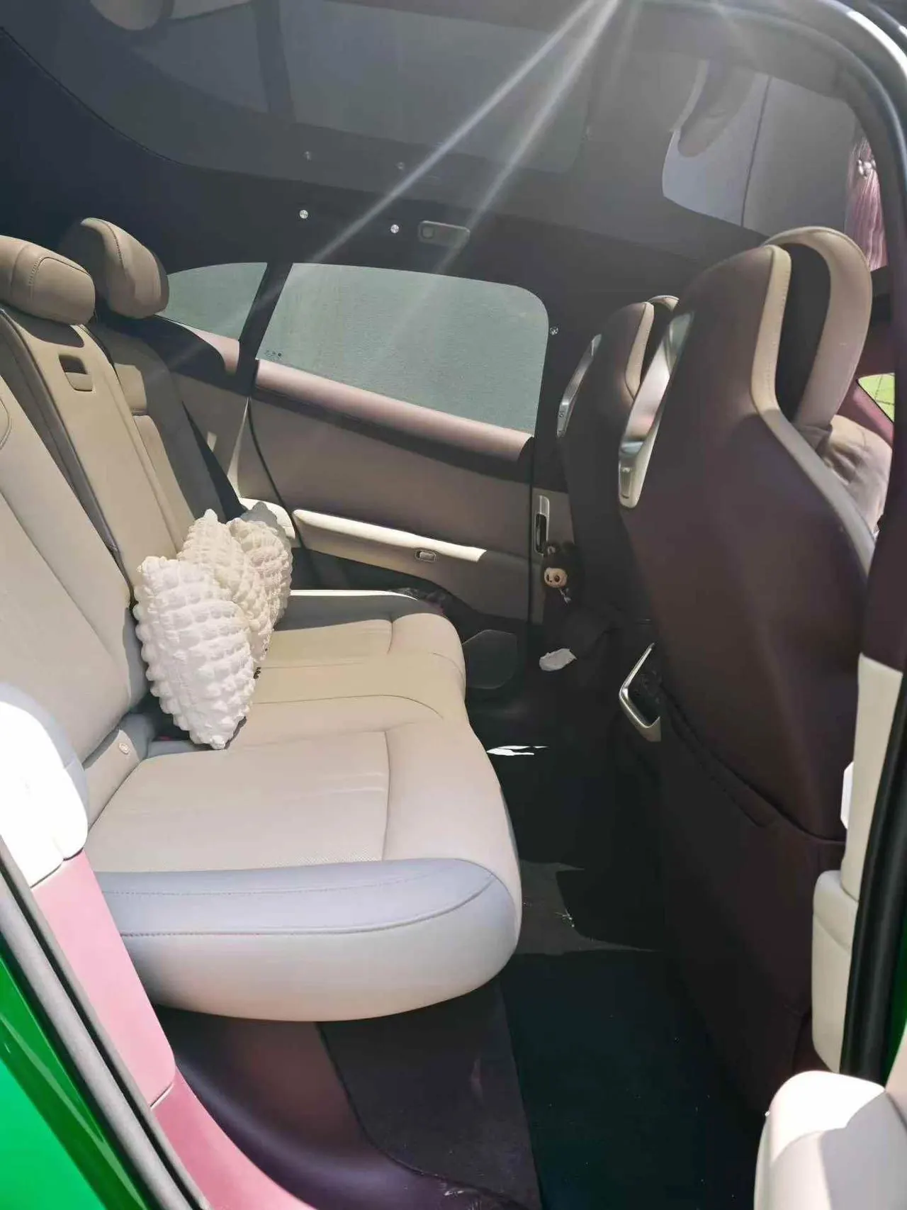 MI 2026 YU7 Standard Edition Automatic Gear 3
