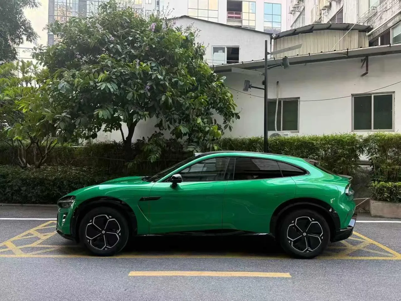 MI 2026 YU7 Standard Edition Automatic Gear 4