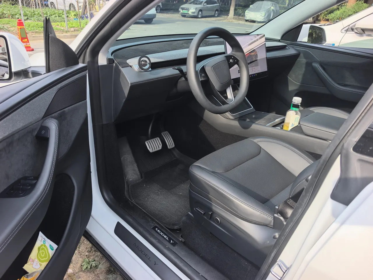 Tesla 2025 Model Y long endurance all-wheel drive version (modified) automatic gear 5