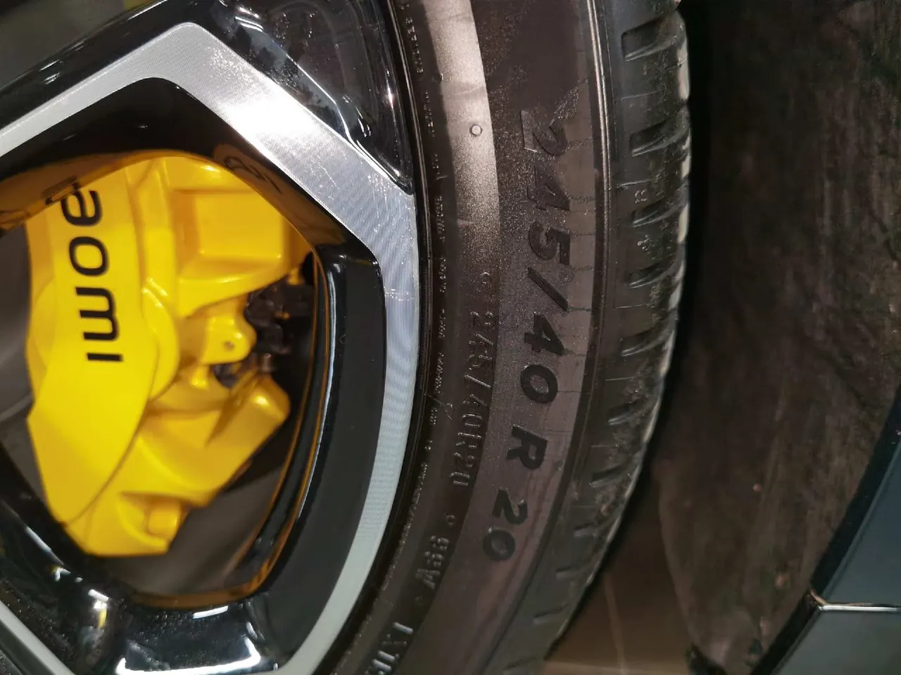 MI 2026 SU7 Standard Edition Automatic Gear 9