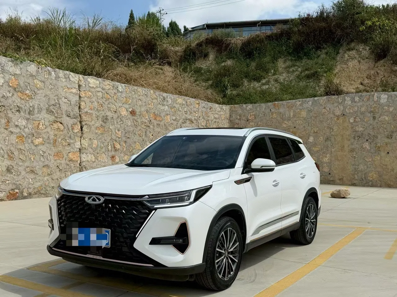Chery 2022 Ruihu 8 PRO 1.6T 290T Two-Drive Vast Edition 7-seat Automatic Gear - View 1