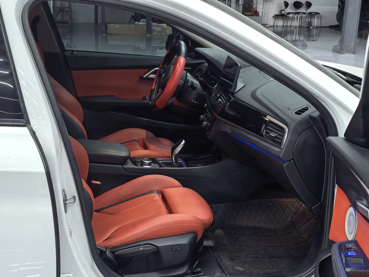 BMW 1 Series 2022 125i 2.0T M Sports Obsidian Night Edition Automatic Gear 3