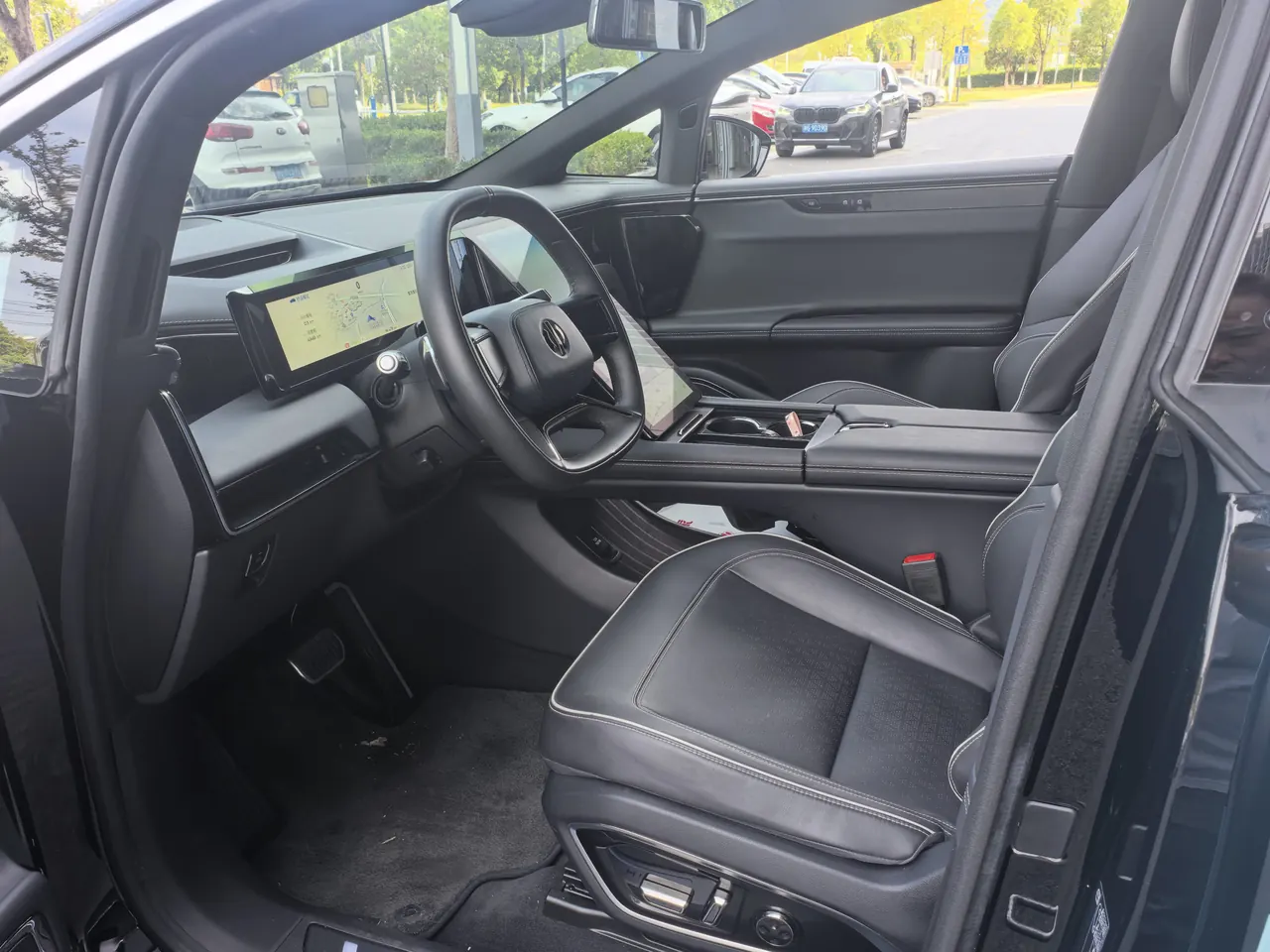 HiPhi 2022 HiPhi X Chuangyuan Edition 6-seat Long Endurance Edition Automatic Gear 3