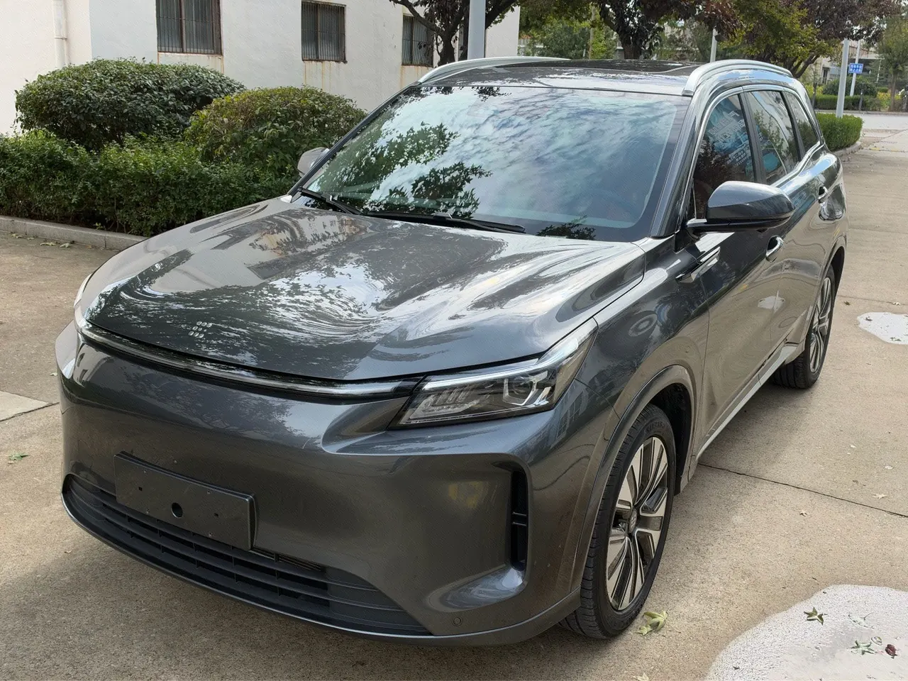 打开图片灯箱:LanDian 2026 LanDian E5 PLUS 1.5 Stepless 165km Long Endurance First Edition Ultra7 Automatic Transmission
