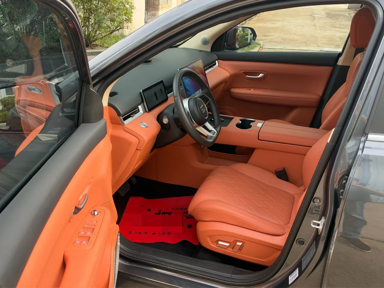 LanDian 2026 LanDian E5 PLUS 1.5 Stepless 165km Long Endurance First Edition Ultra7 Automatic Transmission 4