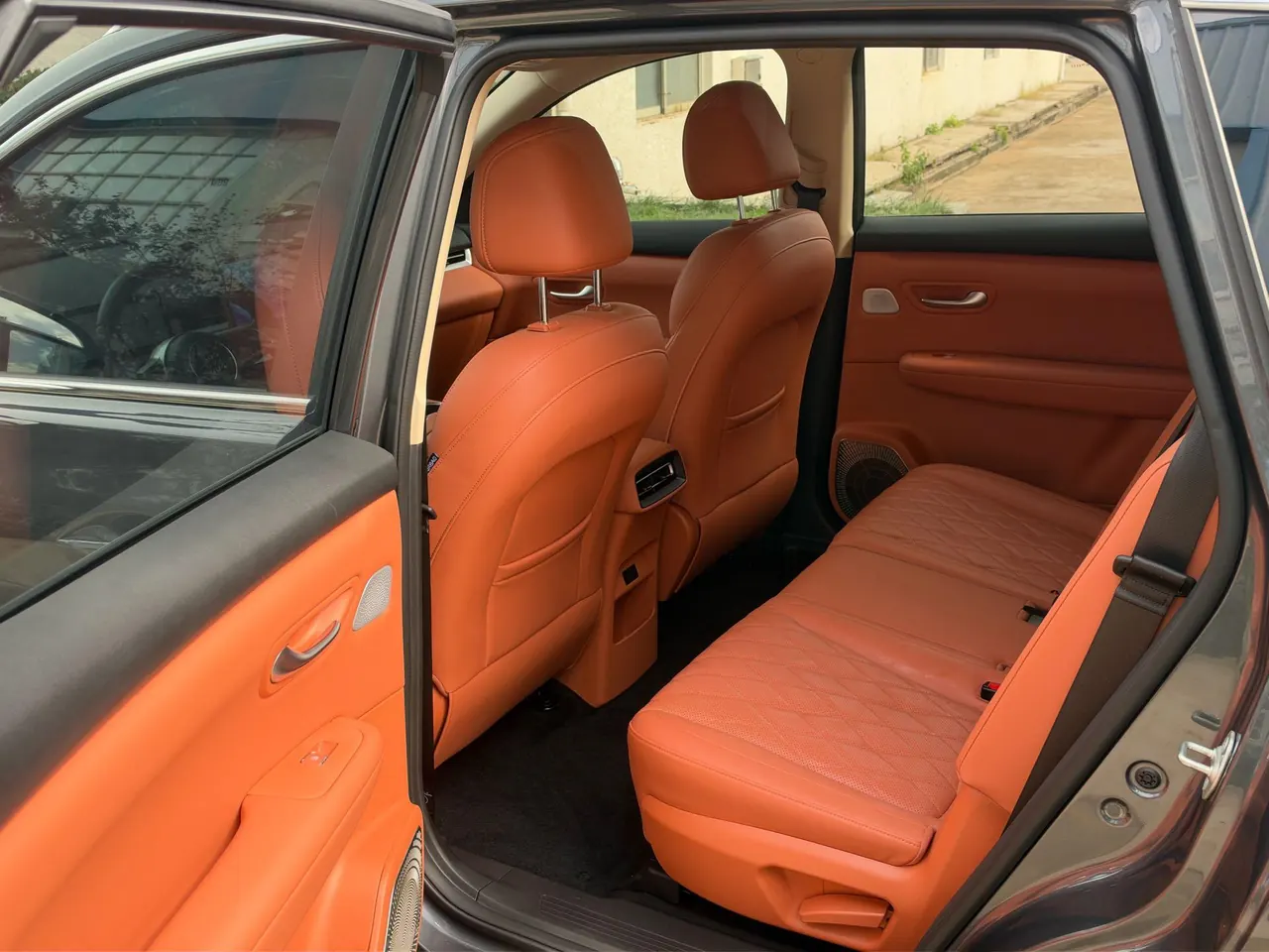LanDian 2026 LanDian E5 PLUS 1.5 Stepless 165km Long Endurance First Edition Ultra7 Automatic Transmission 5