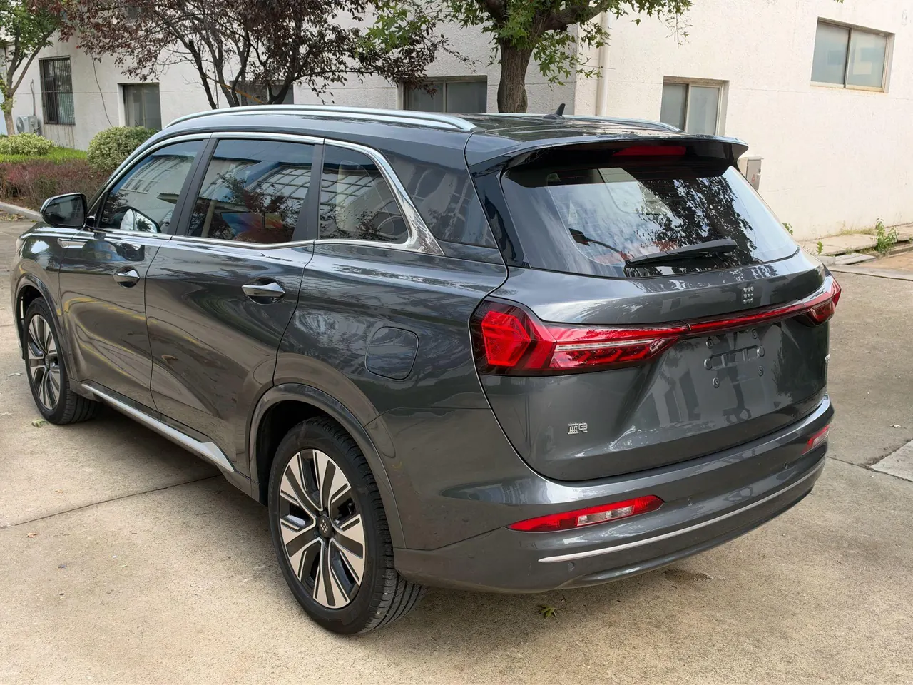 LanDian 2026 LanDian E5 PLUS 1.5 Stepless 165km Long Endurance First Edition Ultra7 Automatic Transmission 7
