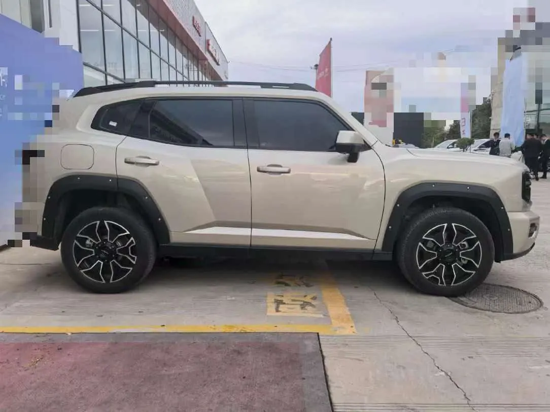 Haval 2026 big dog PLUS Hi4 1.5T 150km tidal wave electric version automatic gear 5