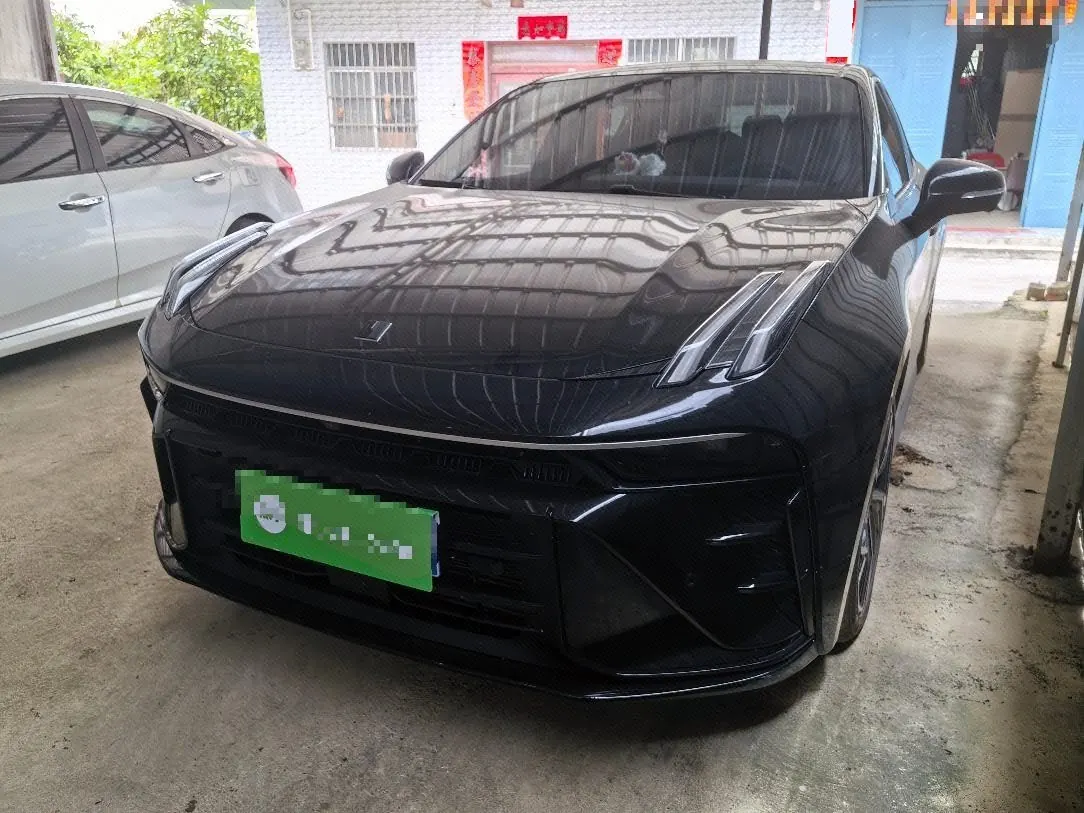LYNK&amp;CO 2025 LYNK&amp;CO 03 1.5TD Champion Pro Auto - View 1