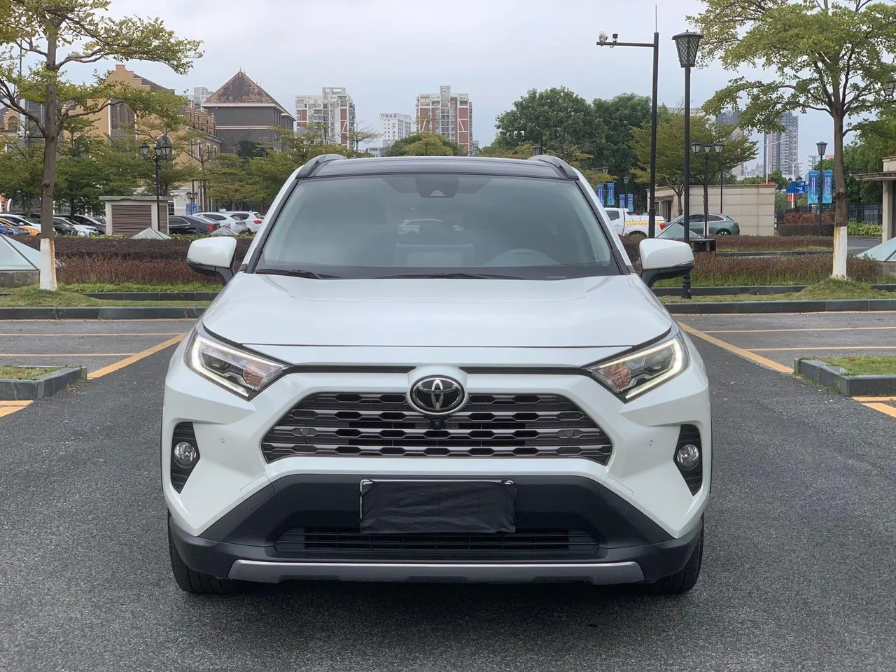 Toyota 2020 RAV4 Rongbo 2.0 Stepless Two-Drive Premium Edition Automatic Gear 2
