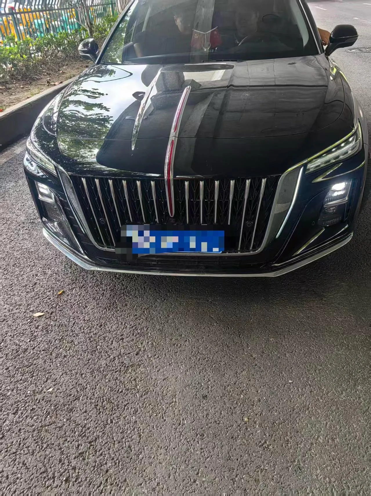 HongQi 2025 H5 PHEV 1.5T 130 Super Hybrid Automatic Gear 2