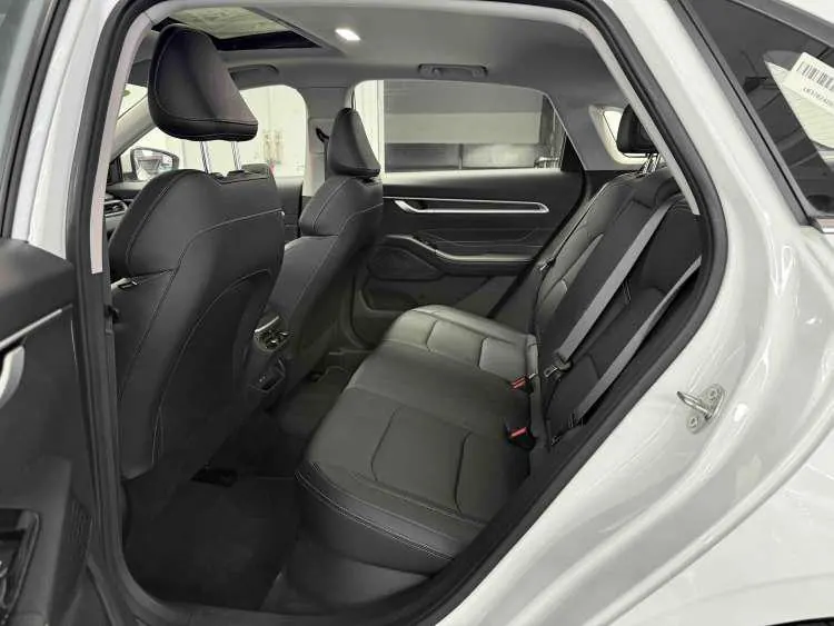 Geely 2026 Emgrand-Sanxiang 1.5 Stepless 4 million Commemorative Flying Automatic 4