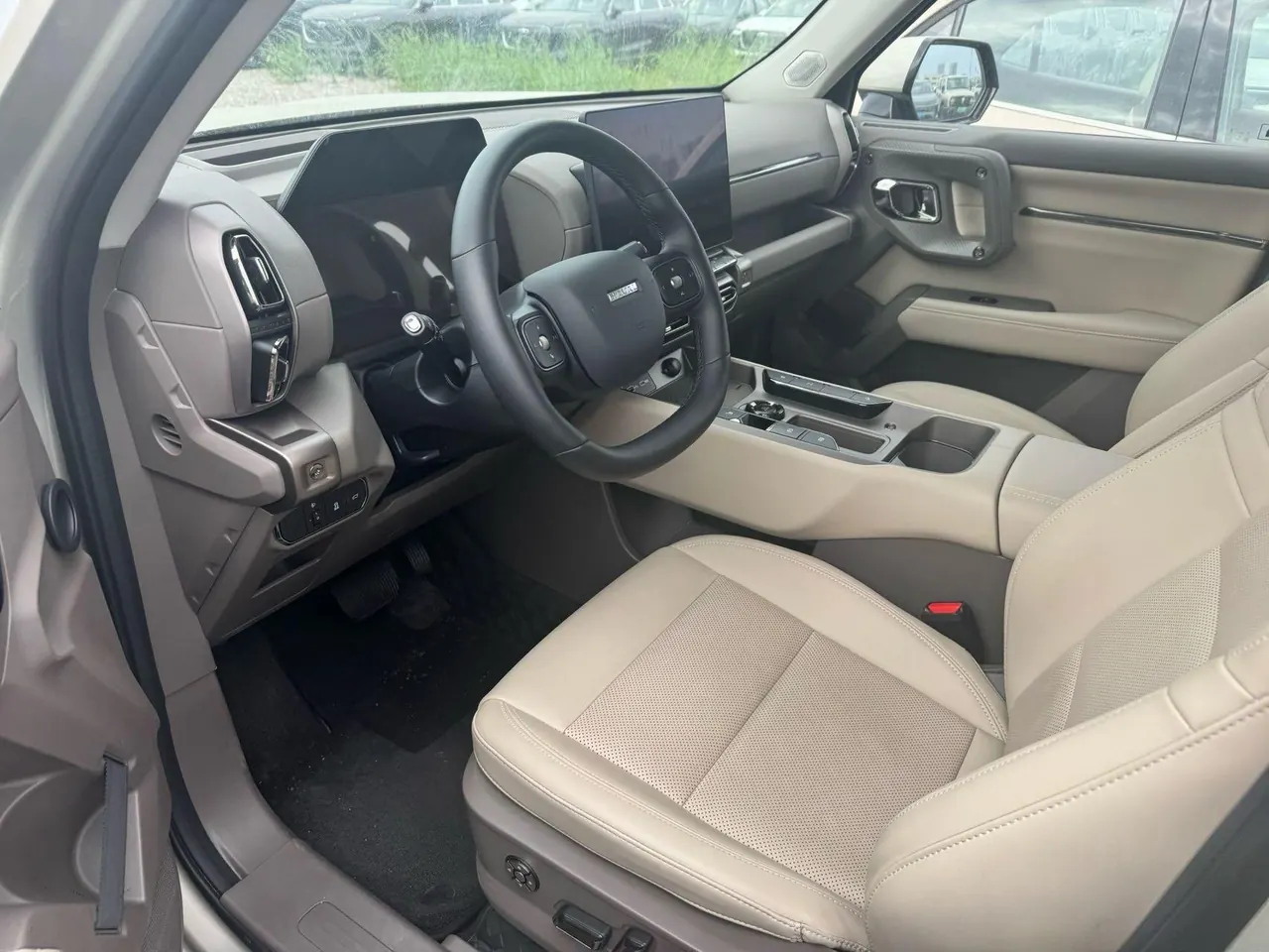 Haval 2026 big dog PLUS 2.0T four-wheel drive Chaoye version automatic gear 5