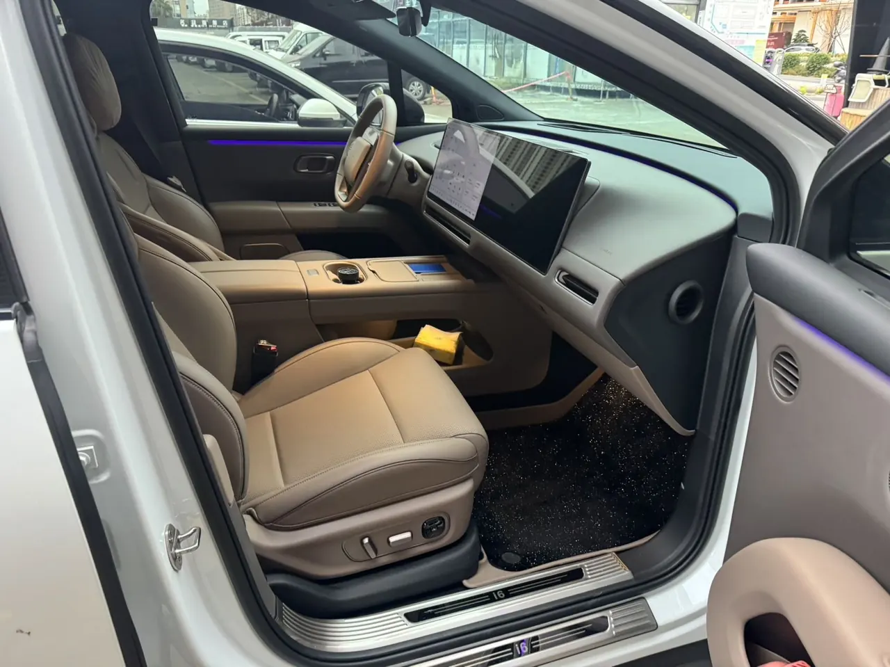 Li 2025 I 300.00g Drive Standard Edition Automatic Gear 6