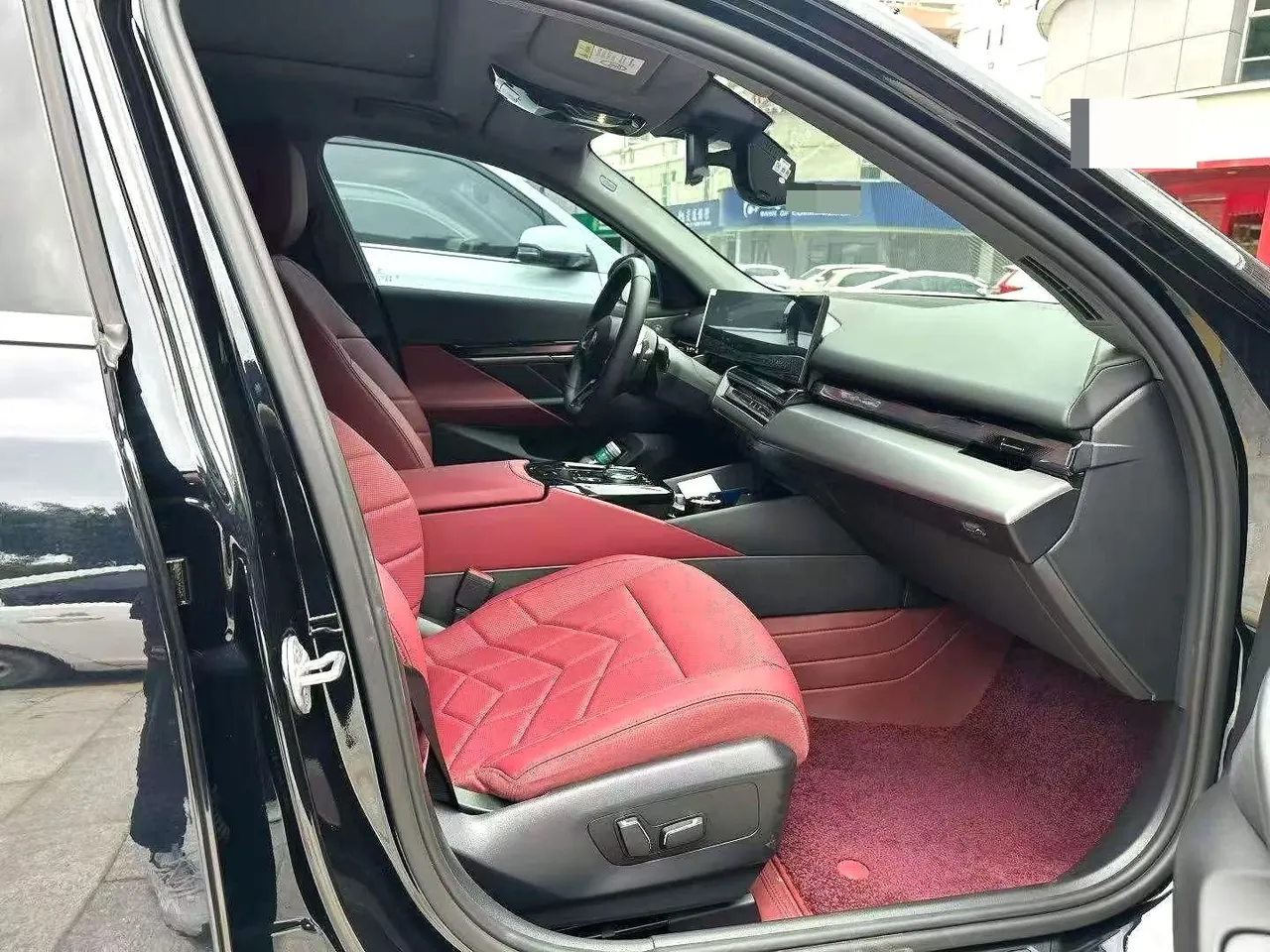 BMW 5 Series 2025 530Li 48V 2.0T Leading M Sports Suit Automatic Gear 9