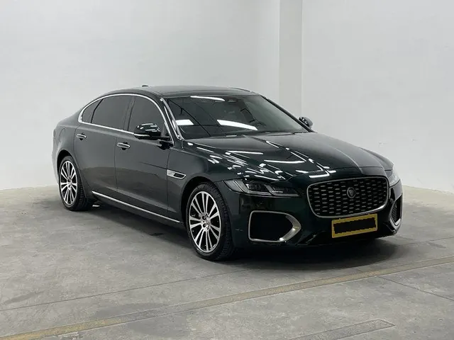 Jaguar 2021 XFL 2.0T P 12500.00g Drive Enjoy Deluxe Edition Automatic Gear 14