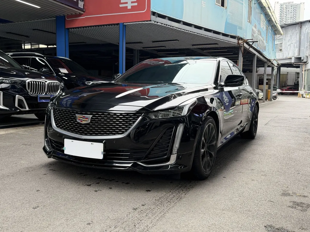 Открыть галерею: Cadillac 2021 CT5 2.0T 28T luxury automatic gear