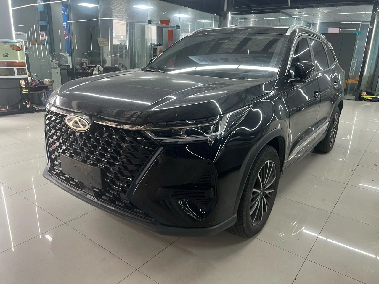 Chery 2024 Ruihu 8 PRO 1.6T 290T Champion Edition Two-wheel Drive Shining Edition 7-seat Automatic Gear - View 1