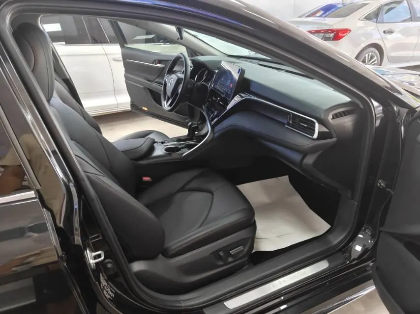 Toyota 2023 Camry 2.0G Stepless Deluxe Edition Automatic Gear 11