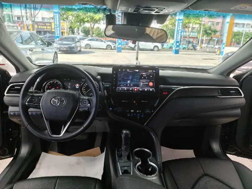 Toyota 2023 Camry 2.0G Stepless Deluxe Edition Automatic Gear 9