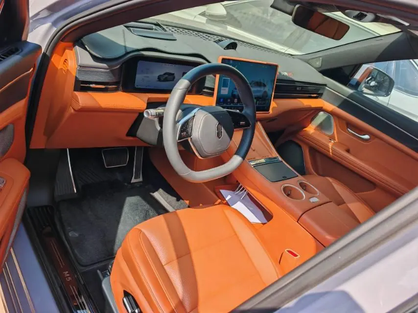AITO 2025 AITO M5 extended-range Ultra rear-drive automatic gear 5