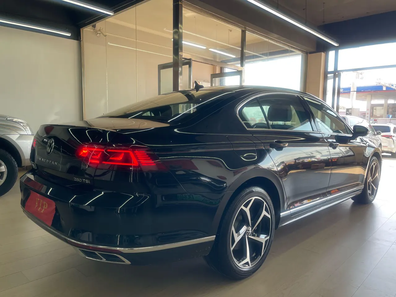 Volkswagen 2025 Magotan 1.4TSI 280TSI 2 million luxury automatic gear 9