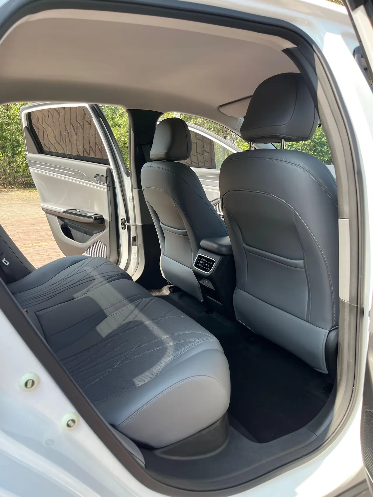 Geely Galaxy 2025 L6 EM-i 1.5 60km sailing version of automatic gear 7