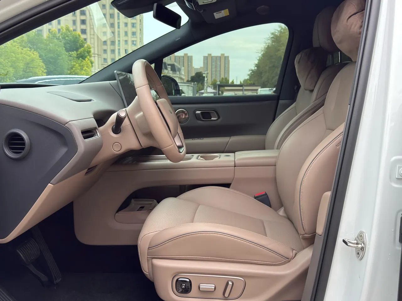 Li 2025 I 300.00g Drive Standard Edition Automatic Gear 3
