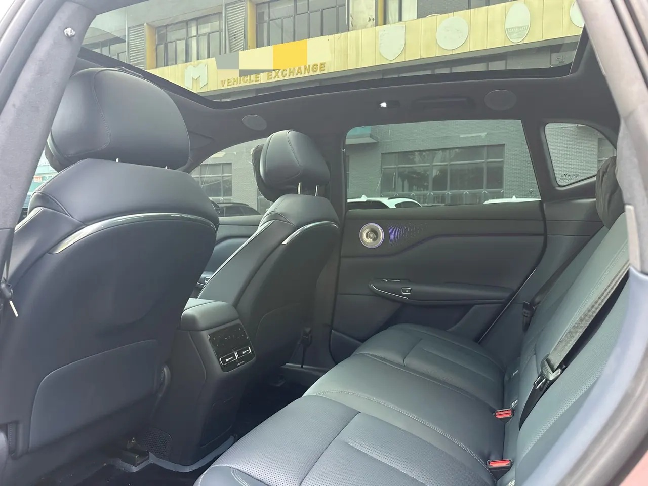 Voyah 2025 bosom friends rear drive dry Kun version of automatic gear 10