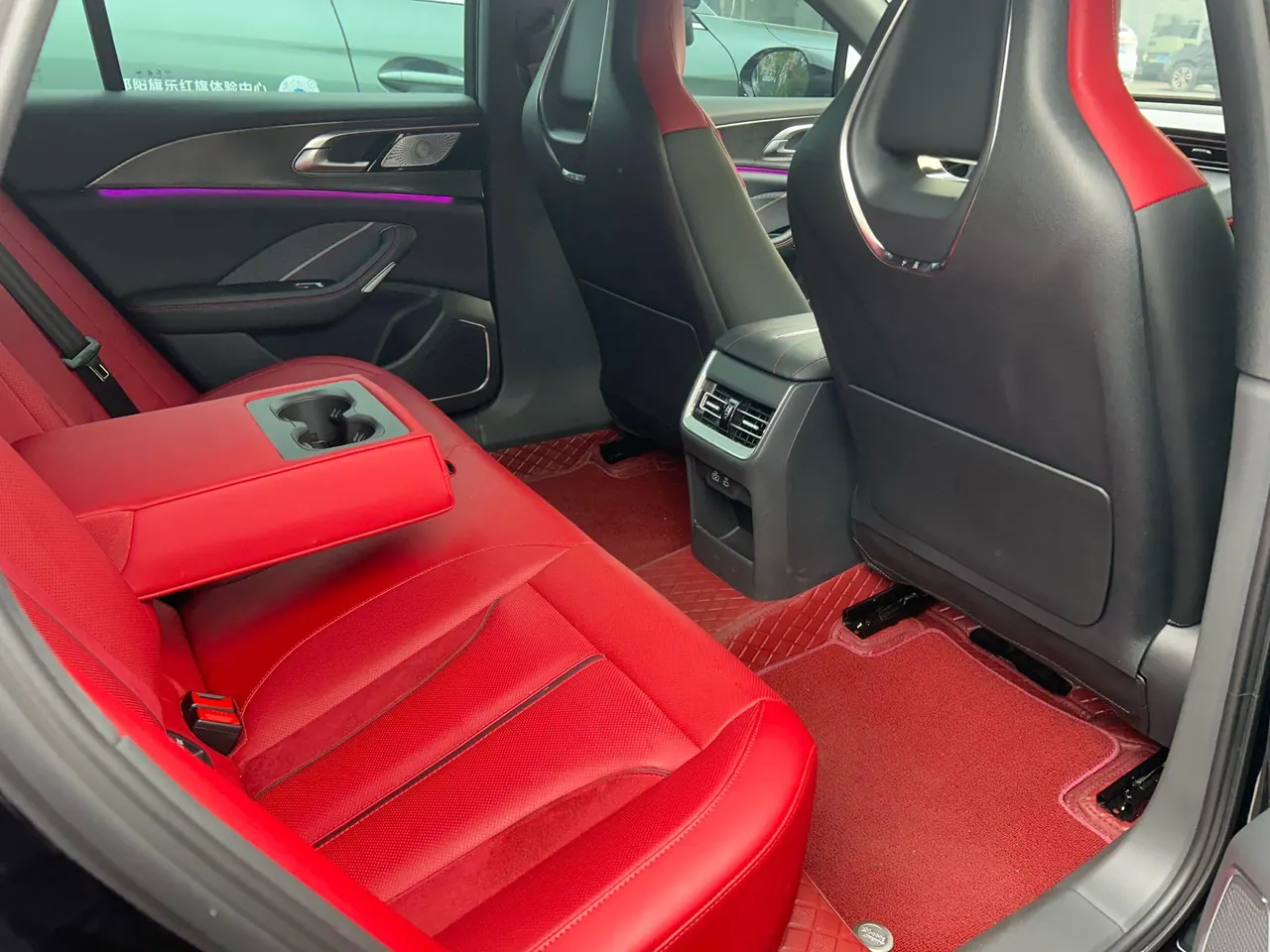 HongQi 2025 H6 2.0T Zhishang Edition Automatic Gear 4