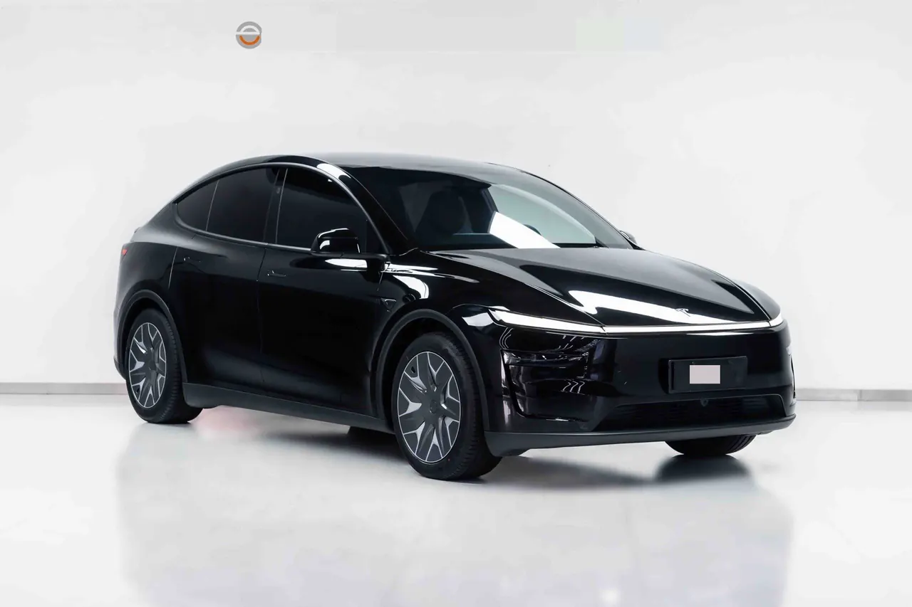 Tesla 2025 Model Y L Long Endurance All-Wheel Drive Automatic Transmission 3