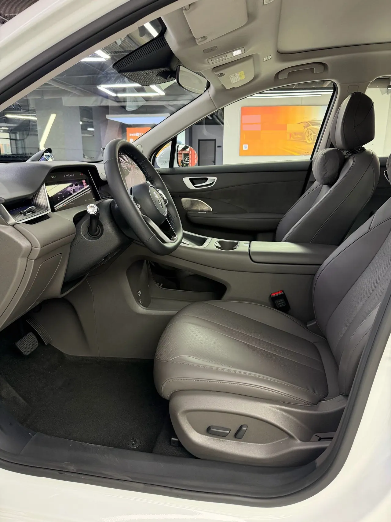 Shangjie 2025 H5 Range-Extended Max Automatic Transmission 5