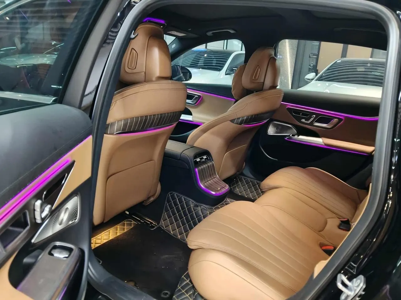 Mercedes Benz E Class 2024 E 300 L 48V 2.0T Luxury Automatic Gear 2