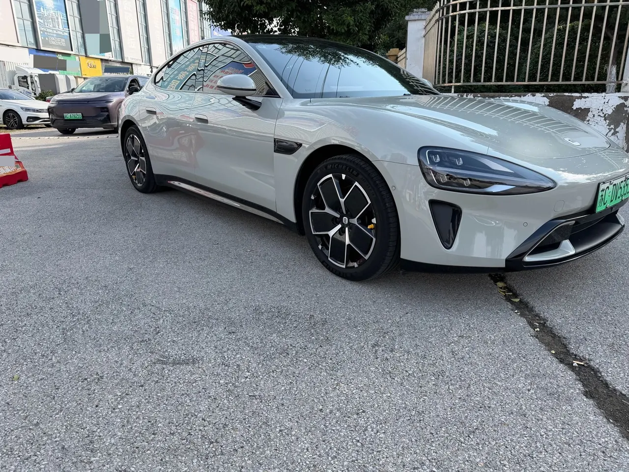 MI 2024 SU 7 700km Rear Drive Long Endurance Smart Driving Edition Automatic Gear 3