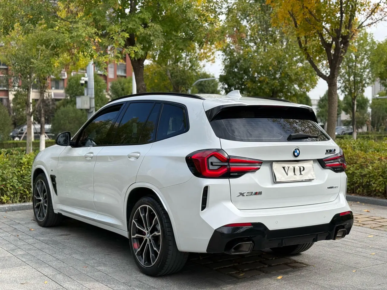 BMW 2022 X3 xDrive30i 2.0T exclusive M obsidian night set (modified) automatic gear 9