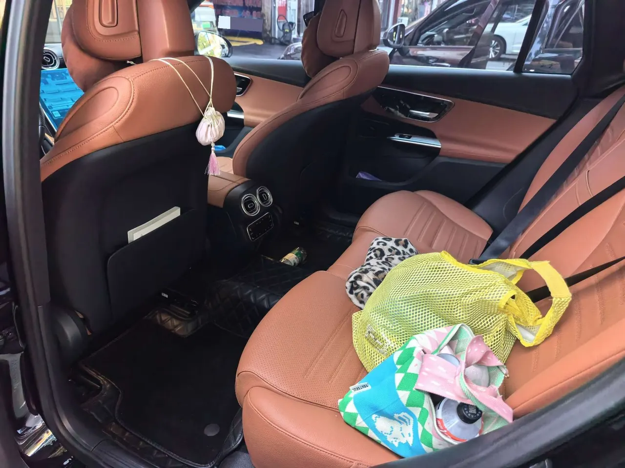 Mercedes Benz 2023 GLC 300 L 4MATIC 48V 2.0T Dynamic 5-seat (Modified) Automatic Gear 3