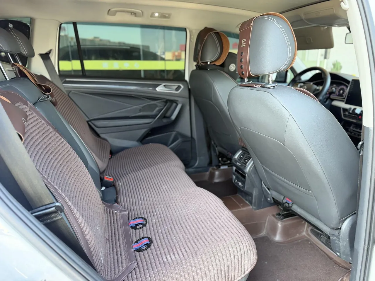 Volkswagen 2022 Tiguan L 2.0TSI 330TSI Two-Drive Smart Edition Automatic Gear 4
