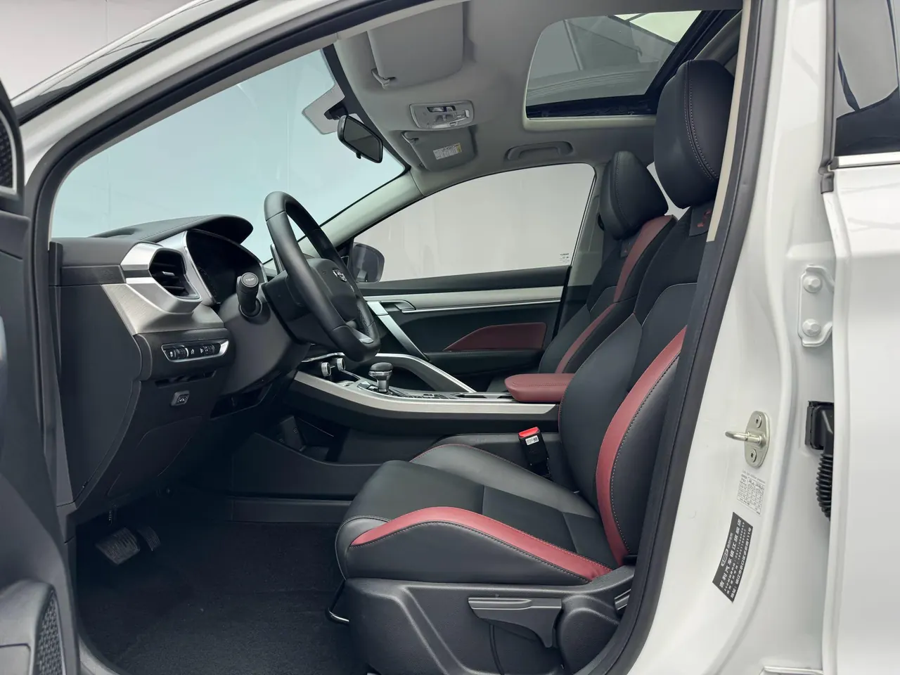 Geely 2021 Plantronics 1.4T Diamond Edition Automatic Gear 5