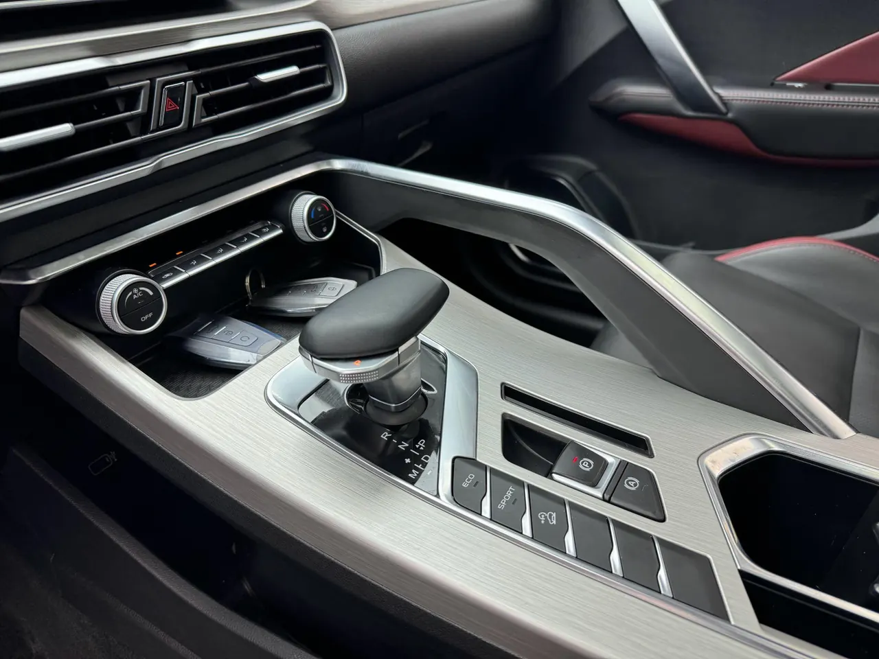 Geely 2021 Plantronics 1.4T Diamond Edition Automatic Gear 8