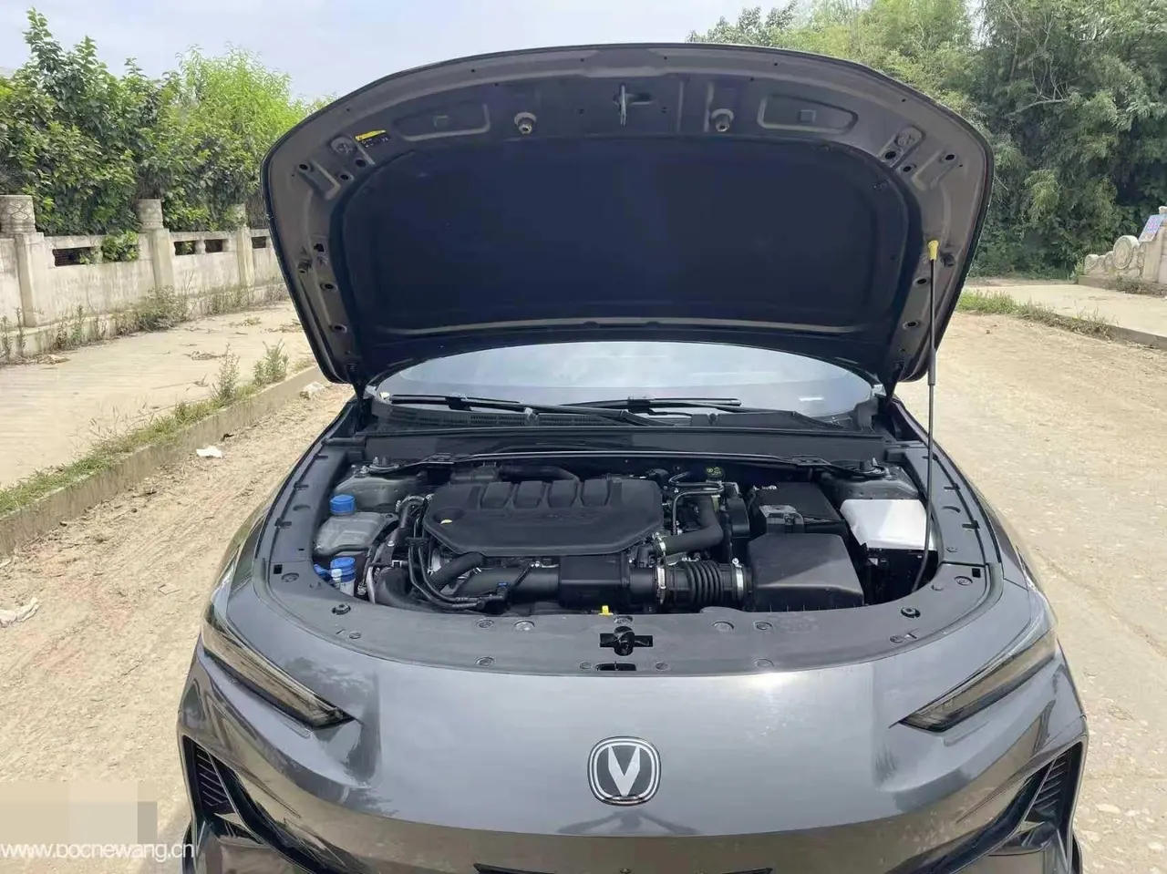 ChangAn 2025 UNI-V 2.0T Quick Automatic Gear 6