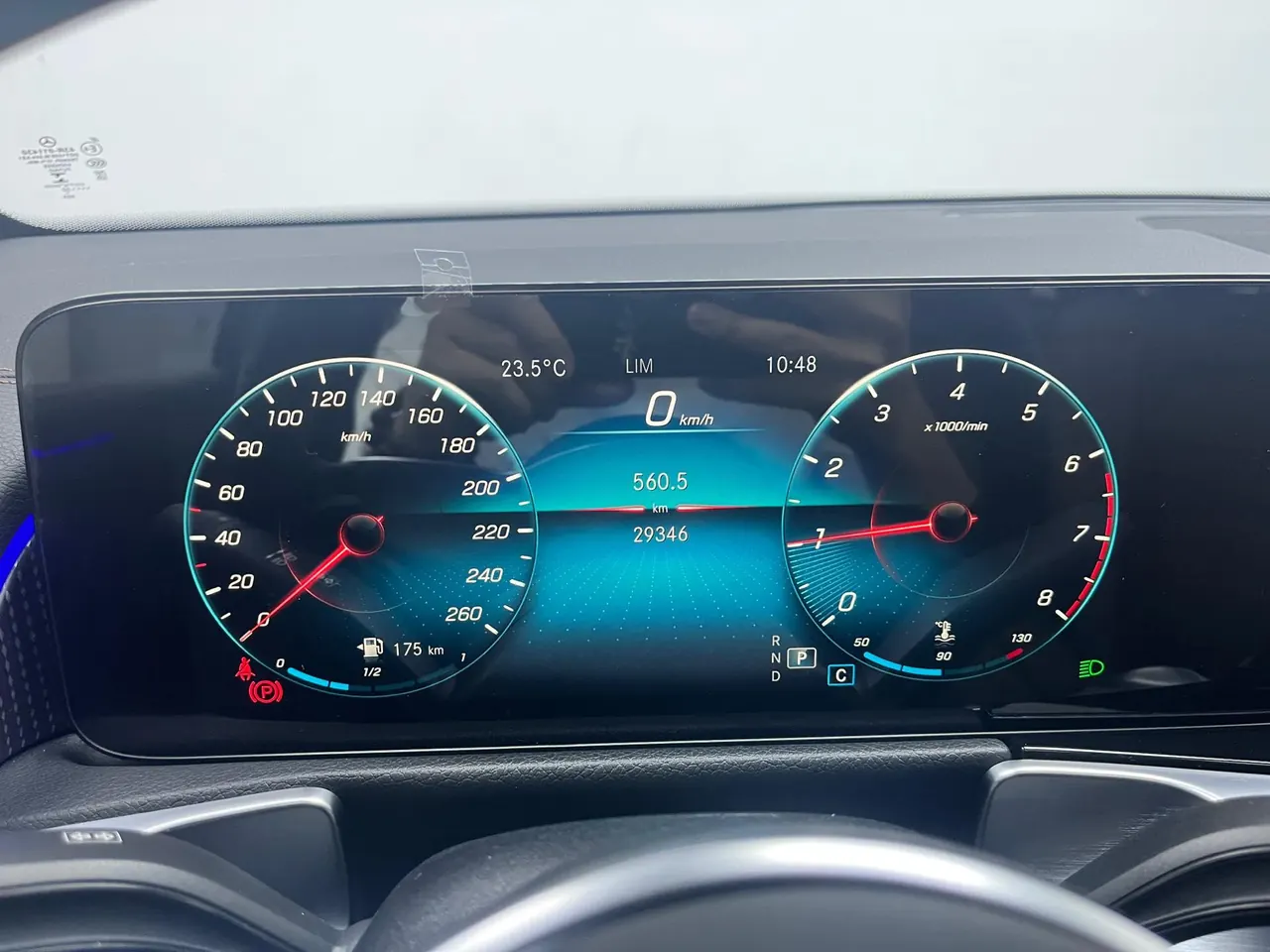 Mercedes Benz 2022 GLB 220 2.0T Fashion Automatic 9